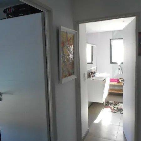 Hébergement de vacances Maison D'artiste Lumineuse Avec Couloir De Nage Forcalquier